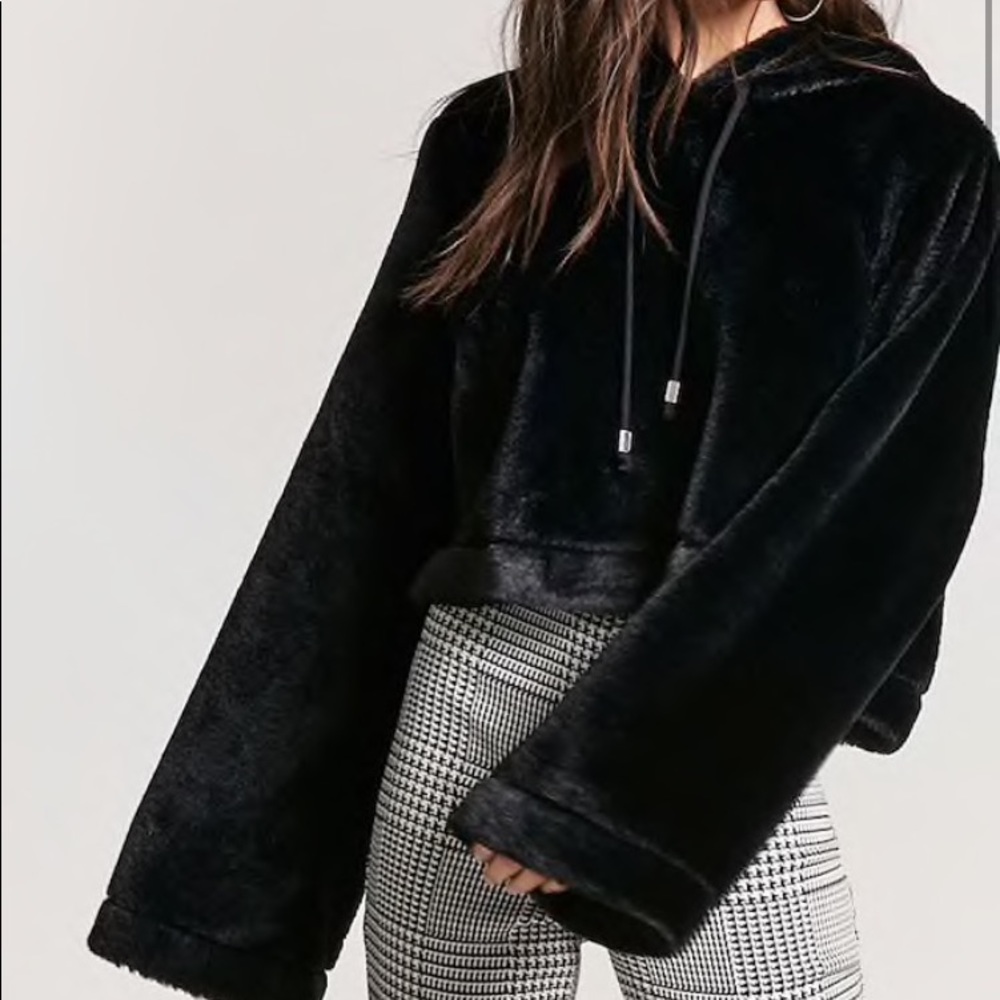 cropped black furry hoodie